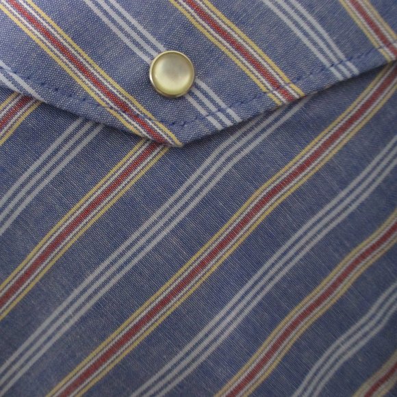 Wrangler Mens S/S Blue Cotton Poly Pearl Snap Western Shirt NWOT - Size Large - Picture 2 of 3